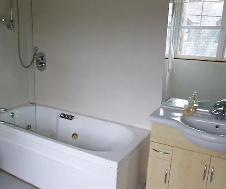 Acton Lodge Guesthouse Bed & Breakfast Cork