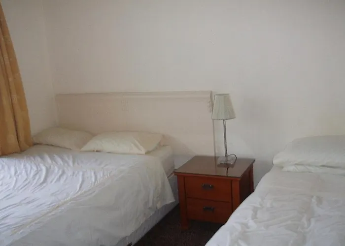 Acton Отель типа 