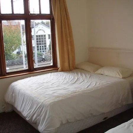 Bed and breakfast Acton
