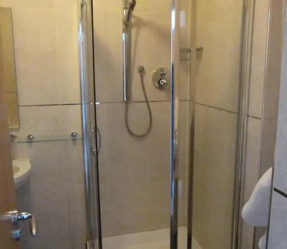 Acton Alojamento de Acomodação e Pequeno-almoço 3*