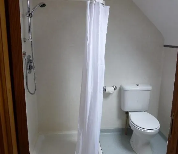 Alojamento de Acomodação e Pequeno-almoço Acton 3*